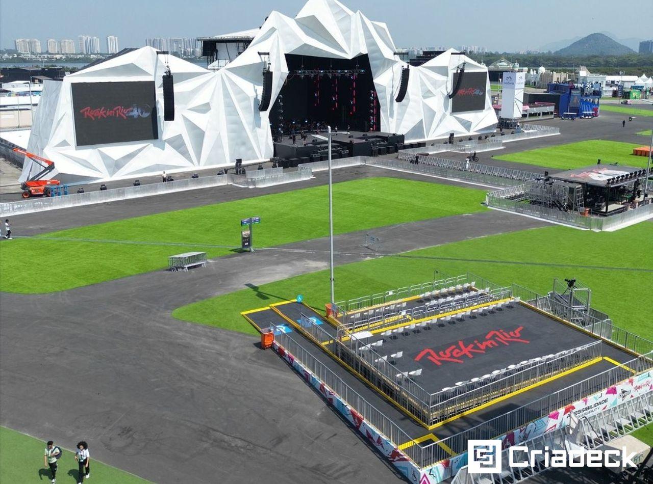 Pisos plásticos personalizados da Criadeck garantem acessibilidade no Rock in Rio 2024.